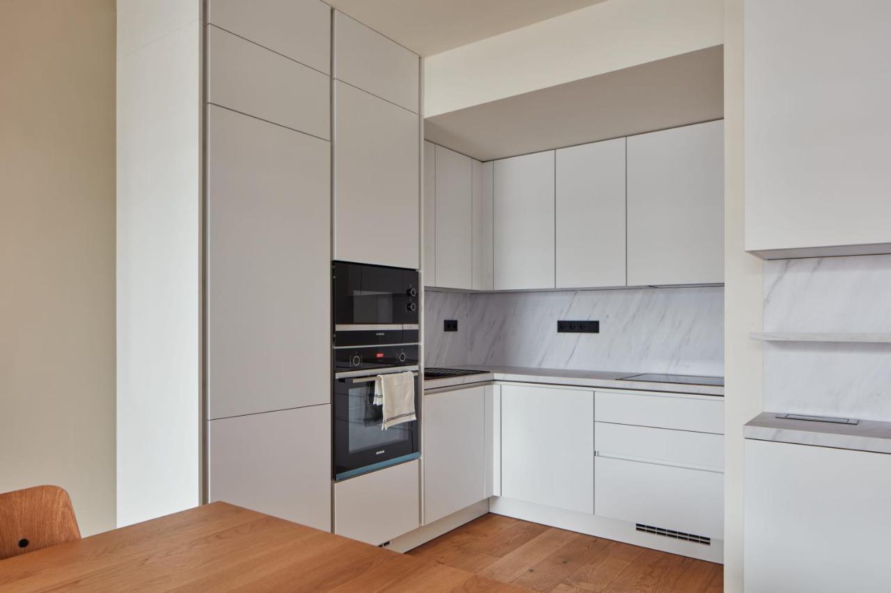 Prague Days - Designer Apts - Garage - Terrace - Easy City Access Bagian luar foto