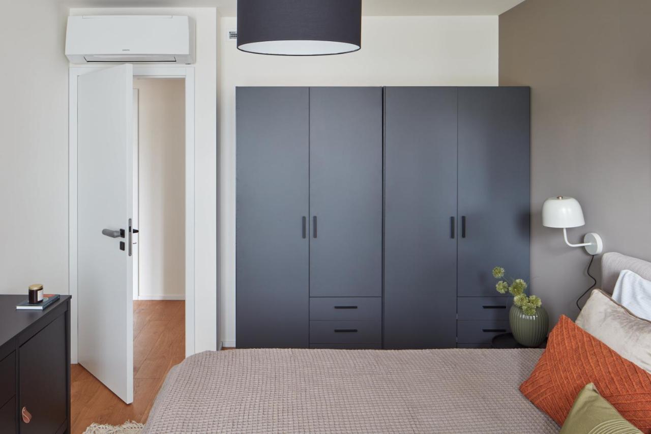 Prague Days - Designer Apts - Garage - Terrace - Easy City Access Bagian luar foto